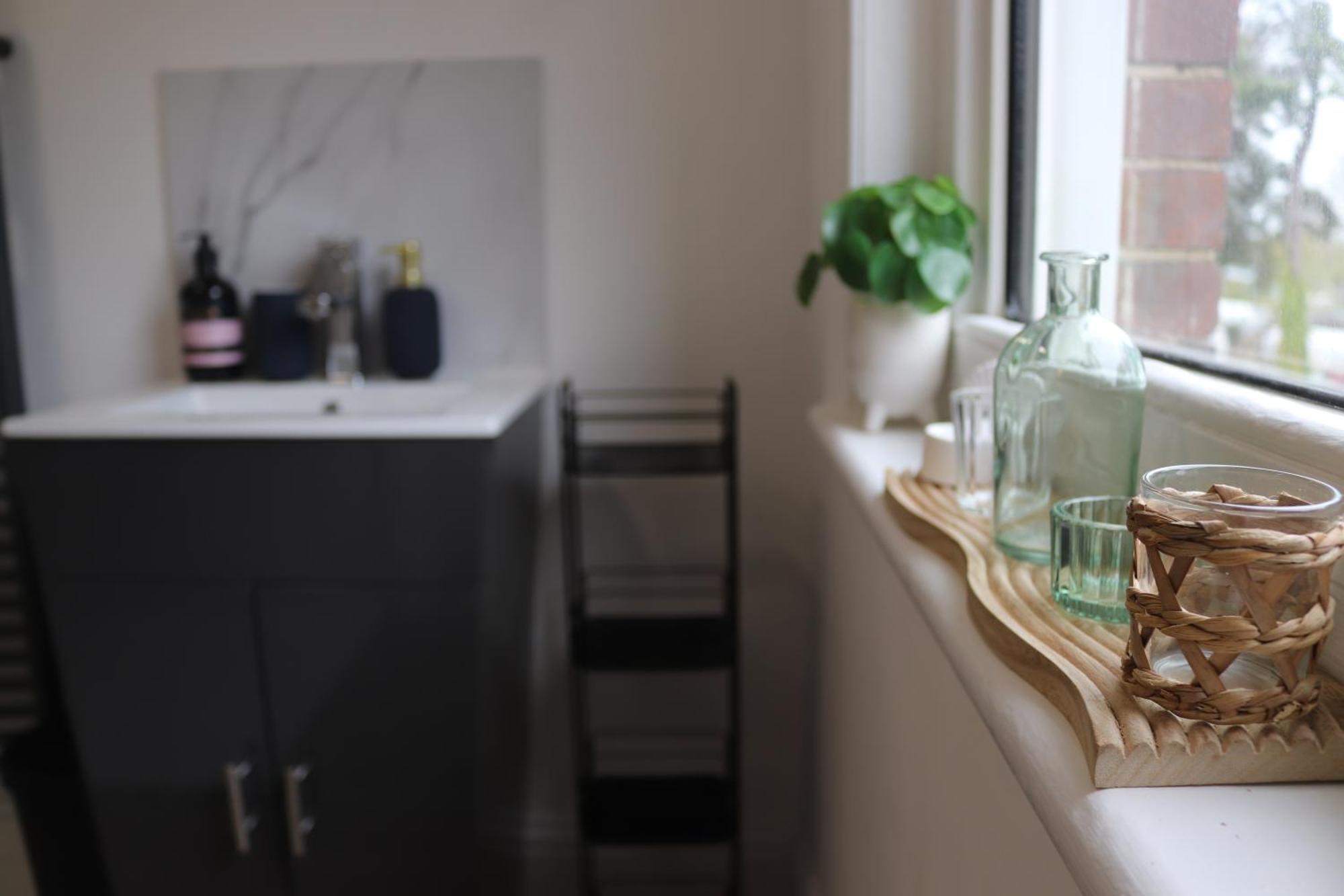 Aqua Nest Eastbourne - En-Suite, Free Parking, Kitchen 외부 사진